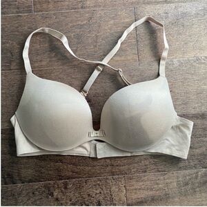 Victoria's Secret Incredible Plunge Bra